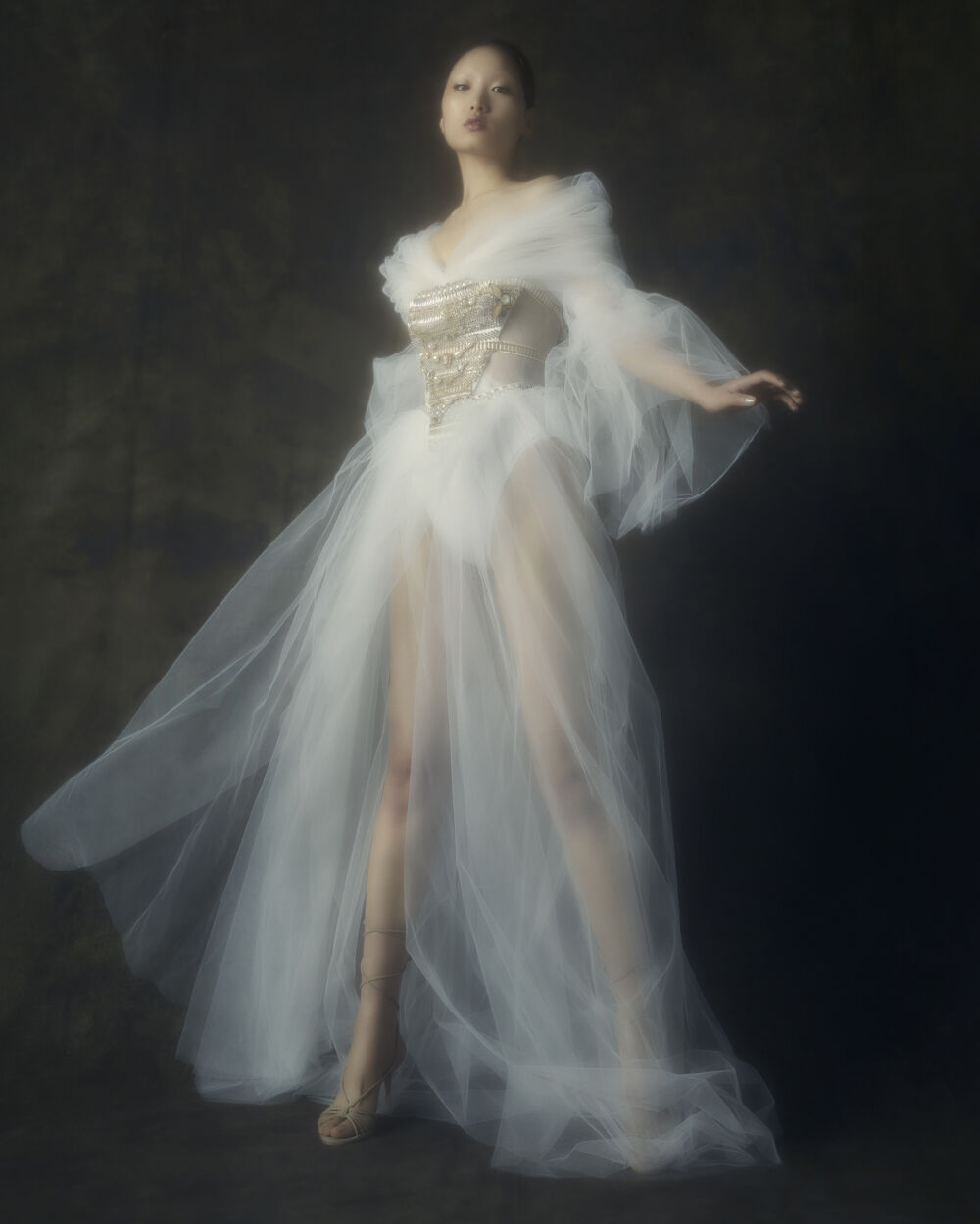 2022_bridal_couture_Nymph_4x5_01.jpg
