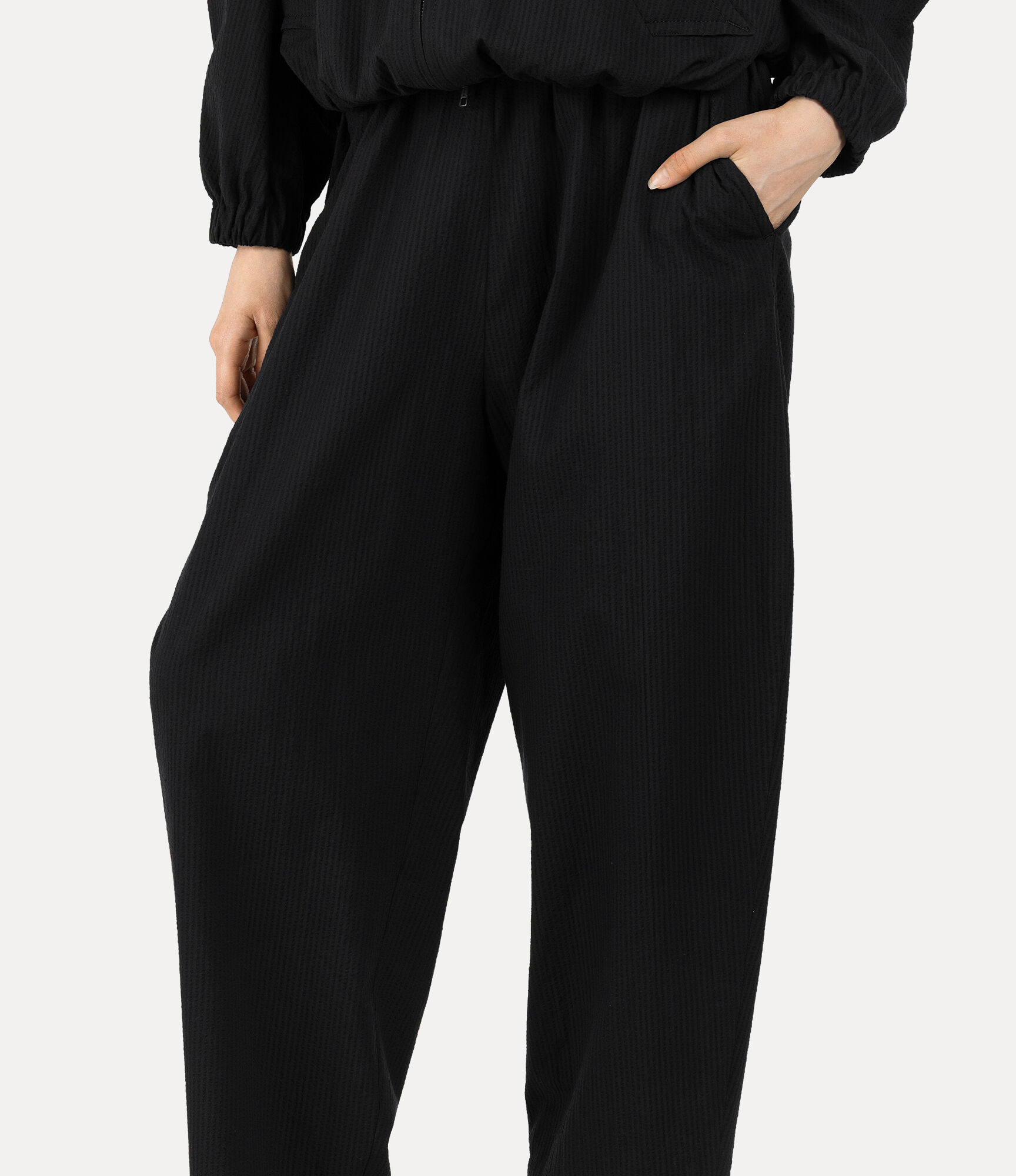 Cotton Seersucker Balloon Tapered Trousers  large image number 4