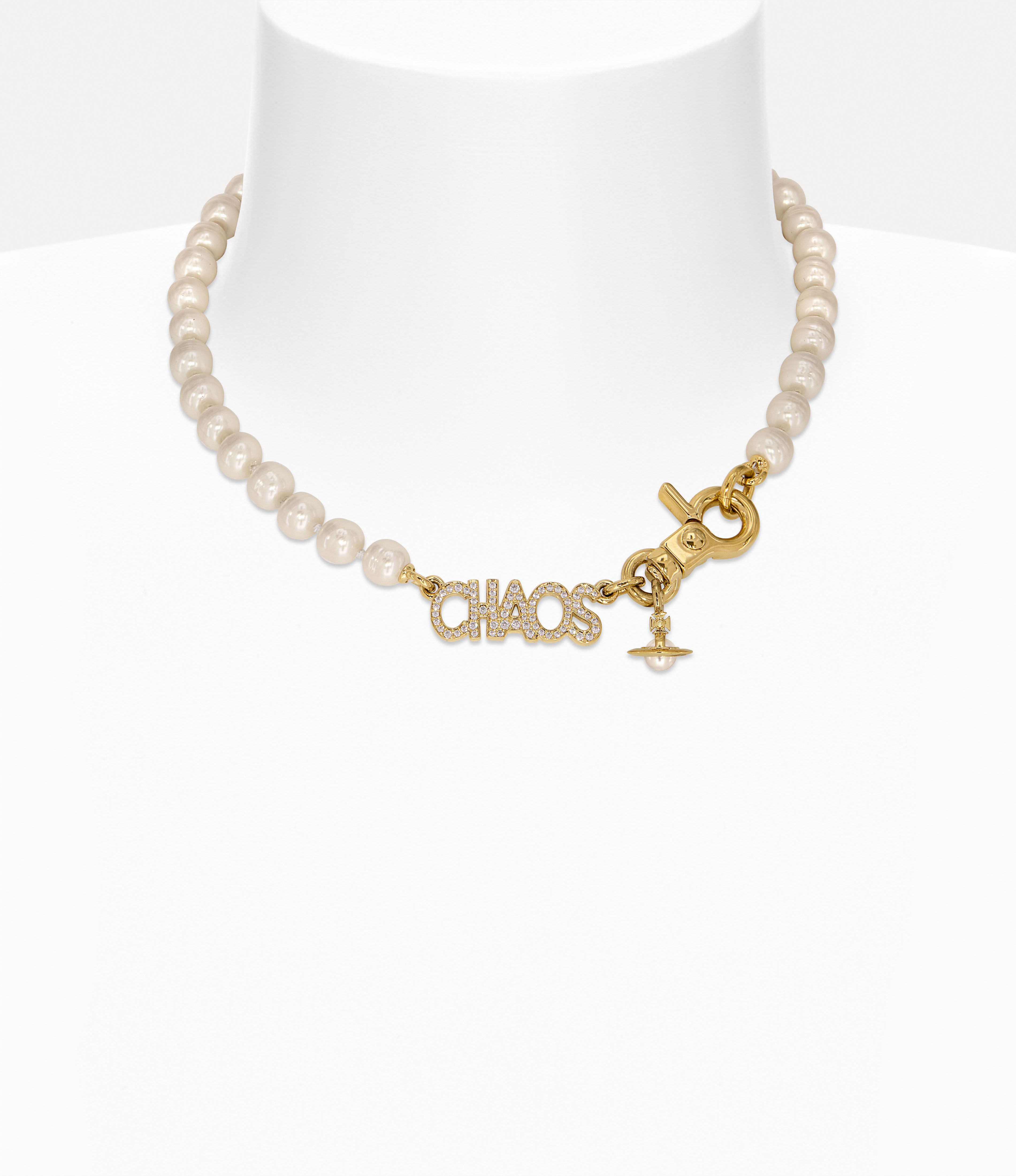 Chaos Pearl necklace